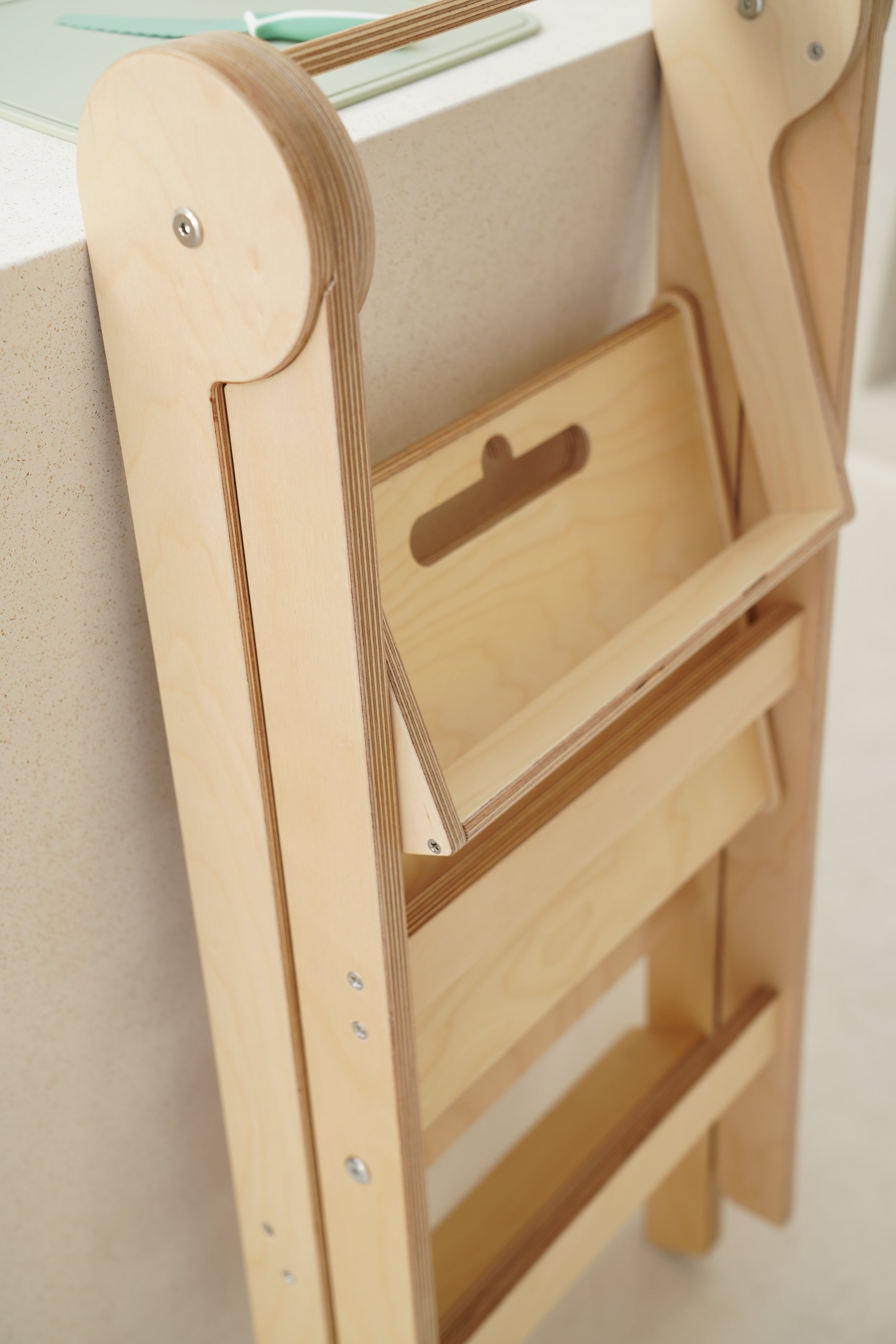 Made from 100% exterior grade birch plywood, the Moppet Kids Folding Learning Tower is the BEST in Australia